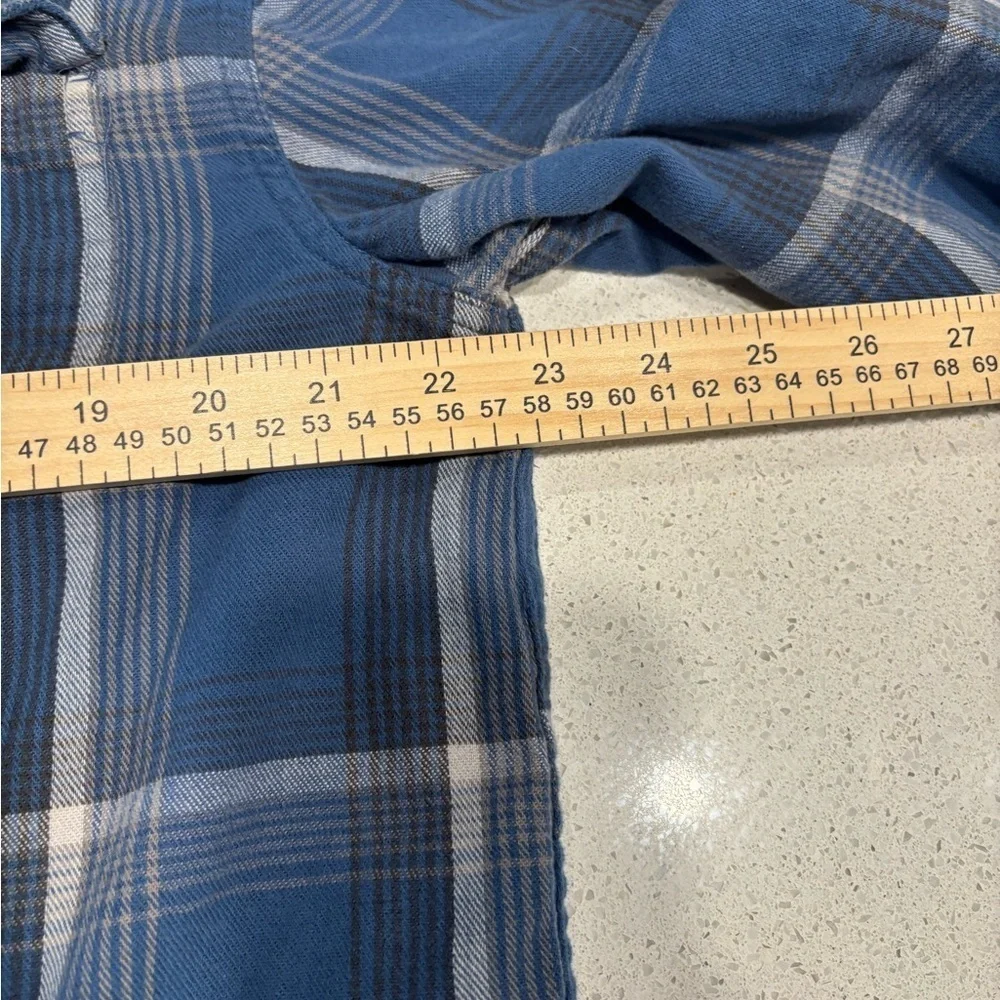 Eastern Mountain Sports Blue and Gray Flannel Shirt